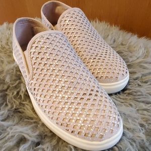 Material Girl Eydith Low Top Slip on Shoes